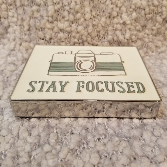 !ndigo STAY FOCUSED Paperweight - Picture 2 of 3